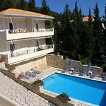 Hotell Geni Garden Yénion