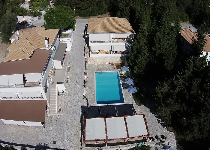 Geni Garden * Geni (Lefkada)