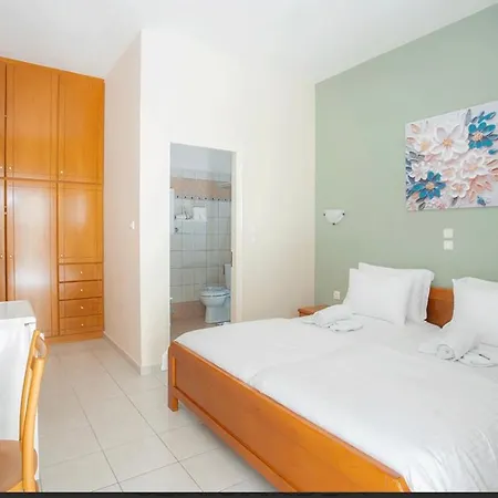 Hotel Geni Garden Yénion
