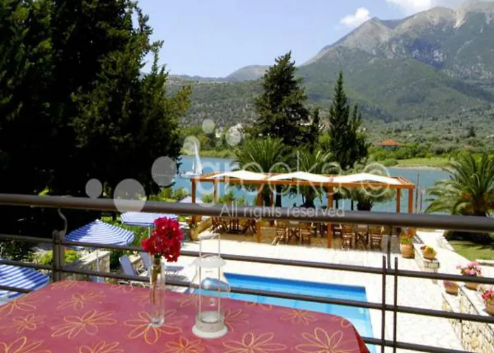 Hotel Geni Garden *